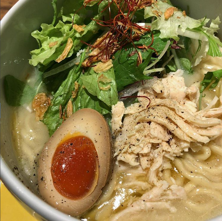 コラーゲンたっぷりの中華そば